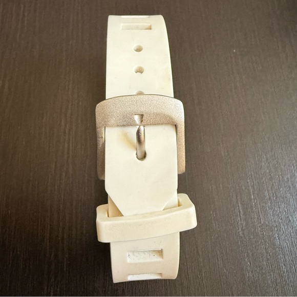 ✨ SOLD✨ Chanel Bracelet - Picture 4 of 6